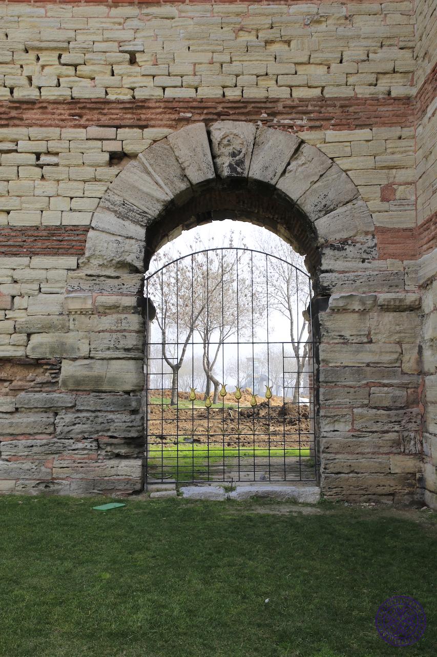 Birinci Tali Kapı (kapı) - İstanbul Surları